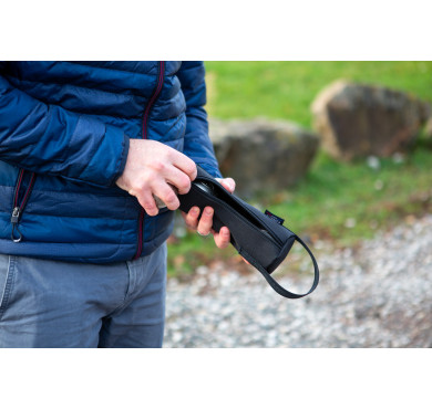 Set med 12 svarta canvasväskor