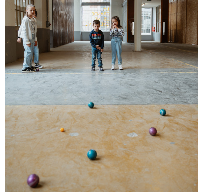 Obut Kids Boules – Indoor & Outdoor – Glittery Blue Obut Kids Boules – Indoor & Outdoor – Glittery Blue