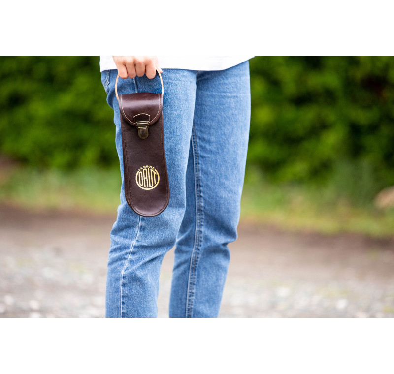 Vintage brown leather pouch