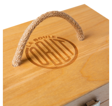 Houten kist met 6 ballen