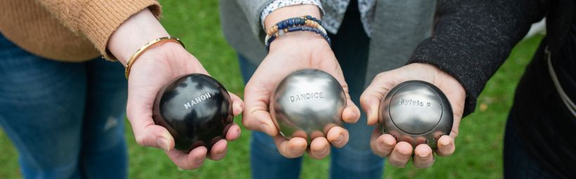 Personnalisation classique ou italique sur boules Obut